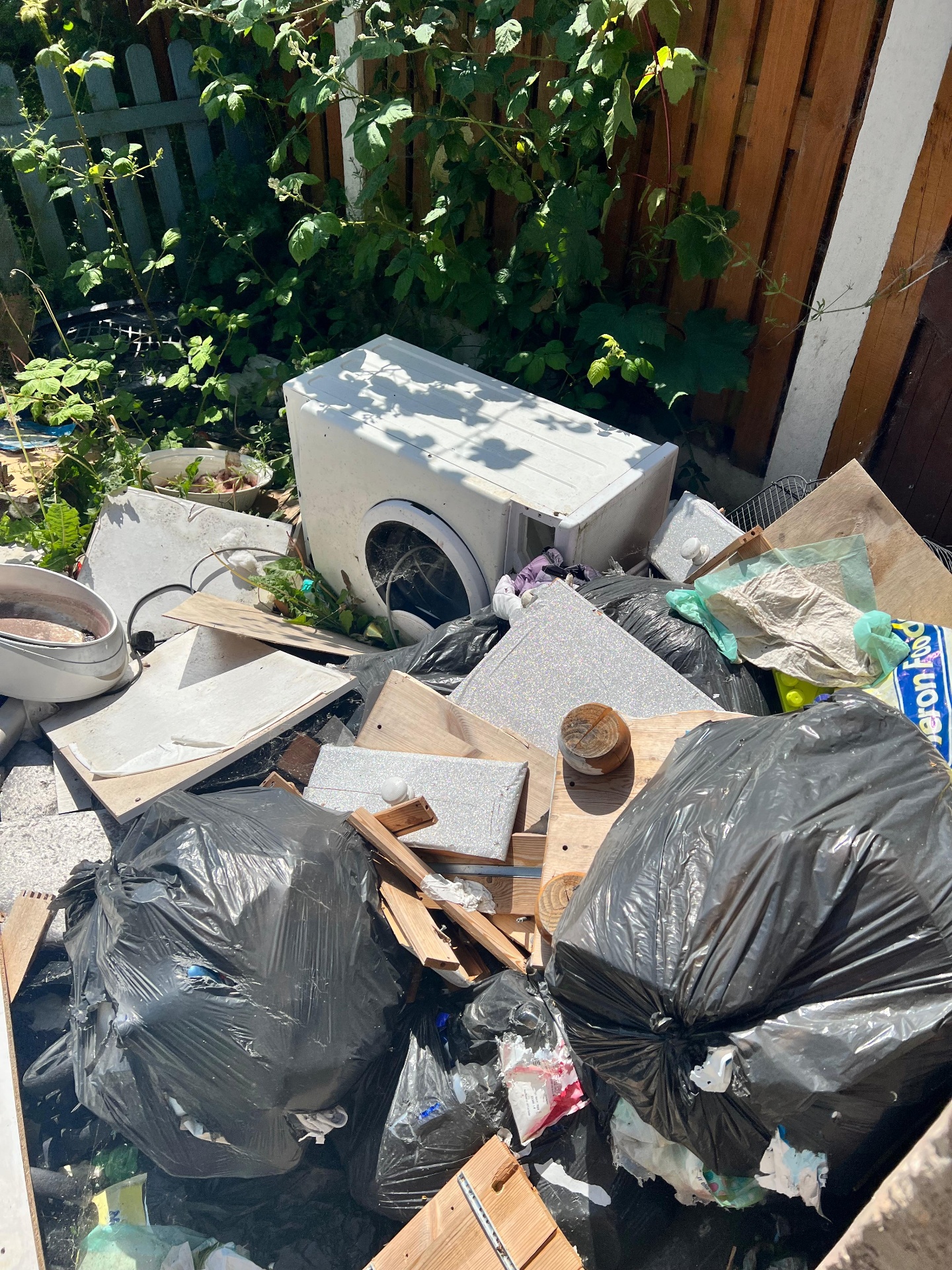 Fly-Tipping clearance project by Marsh Environmental — photo 25