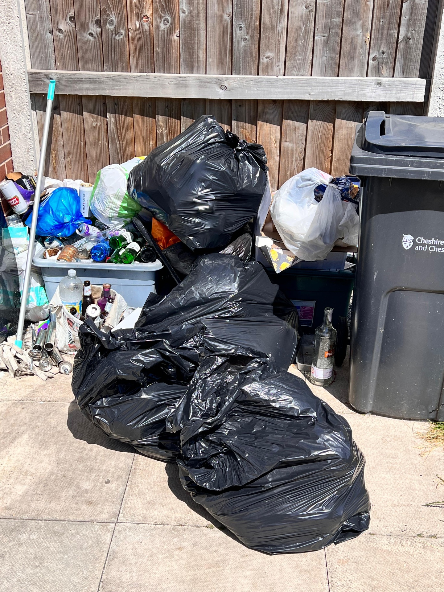 Fly-Tipping clearance project by Marsh Environmental — photo 2